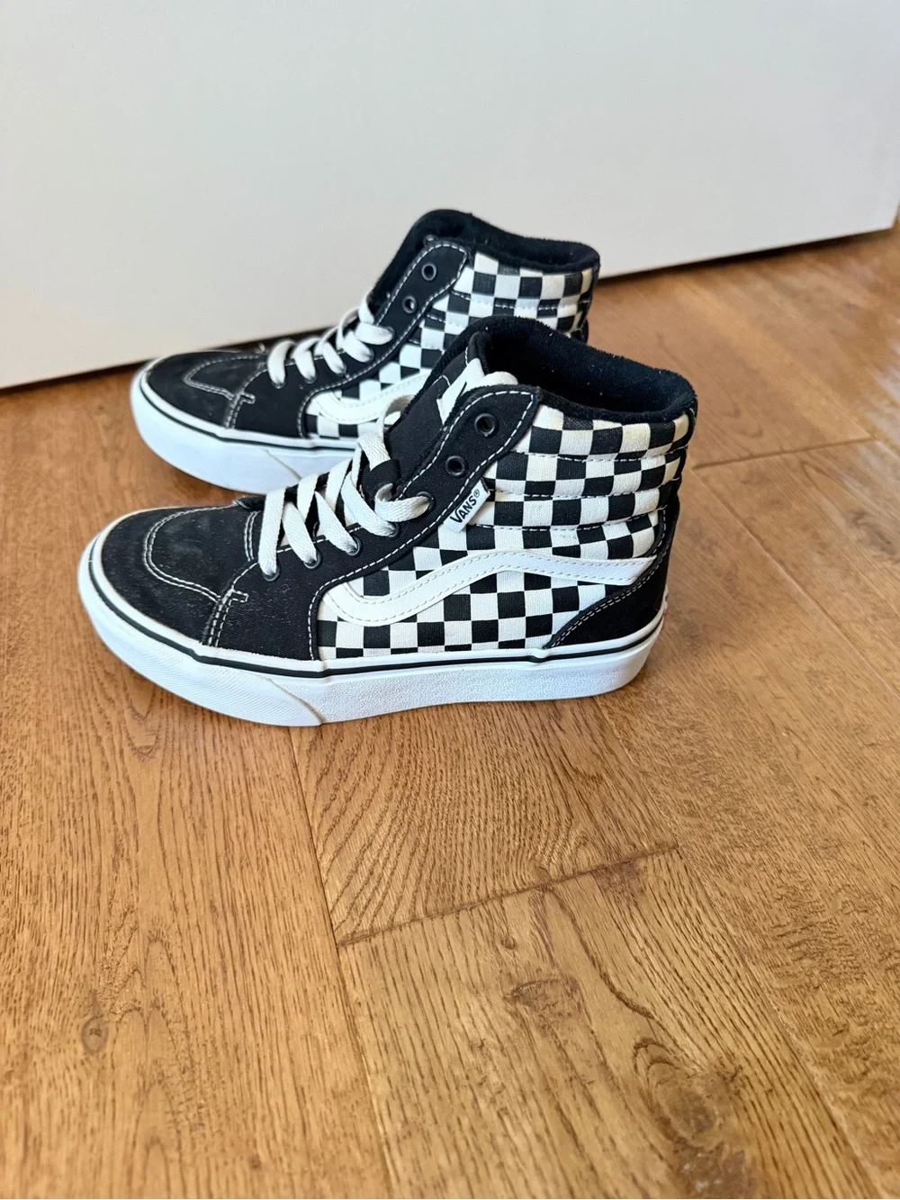 Vans Canvas Platform High Top Checkerboard Skate Shoes Black White Girls Size 3